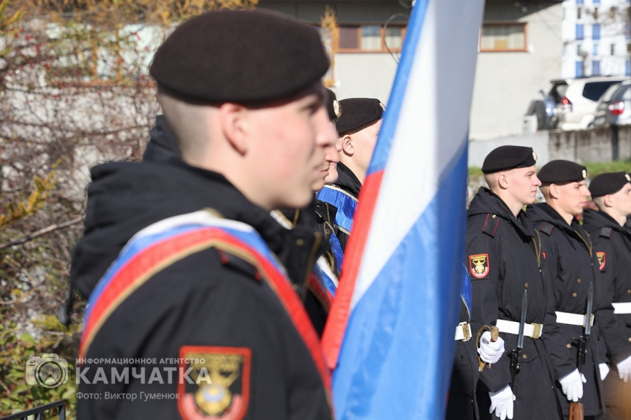 В честь 284-й годовщины со дня основания города в Петропавловске-Камчатском прошли праздничные мероприятия (фоторепортаж). Фото: ИА «Камчатка» \ Виктор Гуменюк. Фотография 35