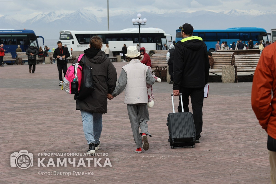Проводы детей в камчатские оздоровительные лагеря. Фото: Виктор Гуменюк. Фотография 4