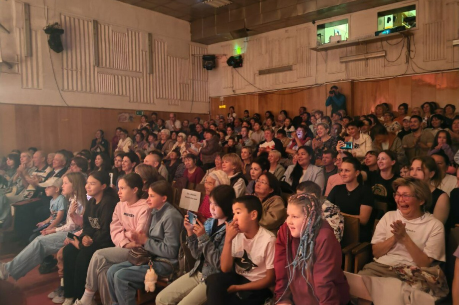 «Мэнго» гастролирует по Камчатке. . Фотография 9