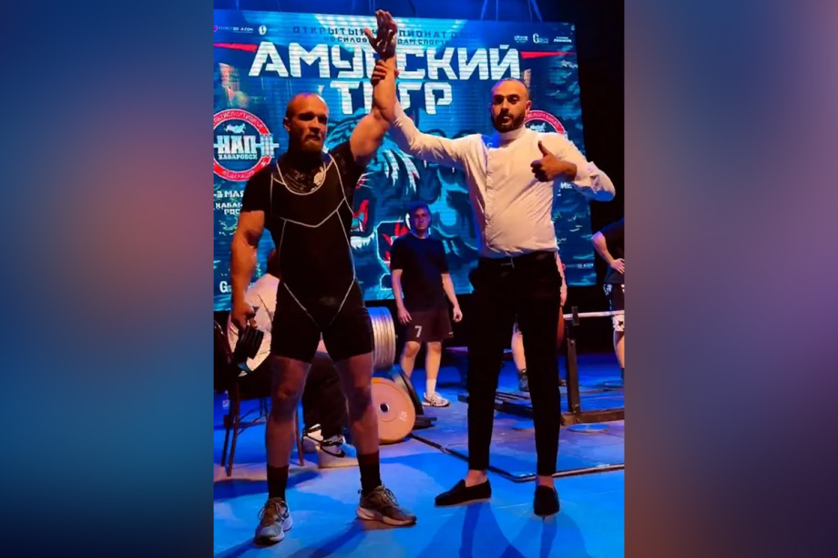 Камчатский атлет установил мировой рекорд на чемпионате Дальнего Востока. . Фотография 1