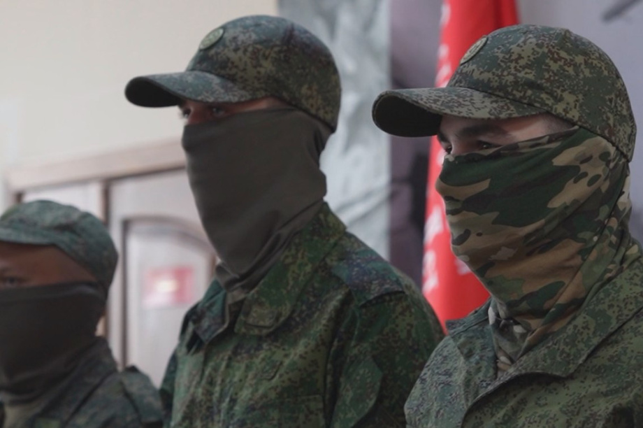 Камчатские бойцы осваивают мастерство управления БПЛА в учебном центре в Чите. Фото: kamgov.ru. Фотография 1