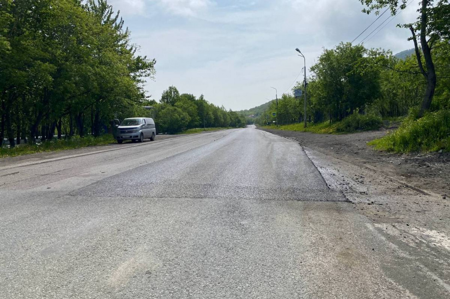 Асфальтирование дороги к ТЭЦ-2 начали в Петропавловске-Камчатском. Фото: kamgov.ru. Фотография 13