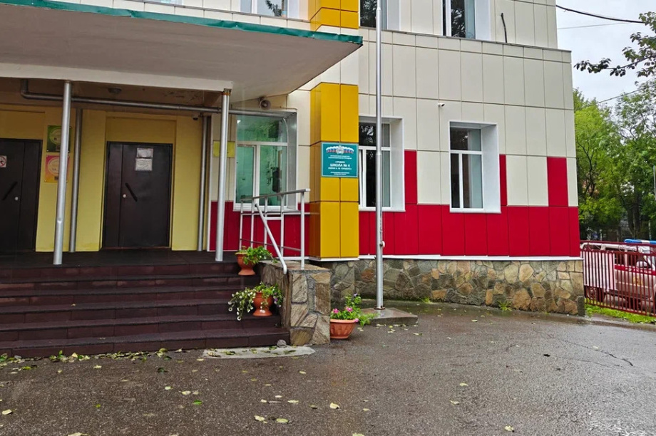 Учения «Антитеррор» провели в школе №4 на Камчатке. Фото: пресс-служба Управления образования администрации Петропавловска-Камчатского. Фотография 11
