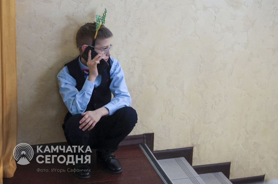 Пятьсот детей побывали на Губернаторской ёлке на Камчатке. Фото: ИА «Камчатка»/Игорь Сафончик. Фотография 34