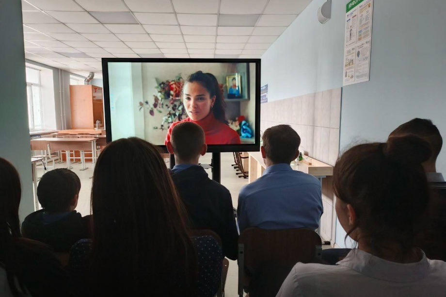 В школах России показывают фильм «Камчадалка». Фото: тк Вероники Степановой. Фотография 1