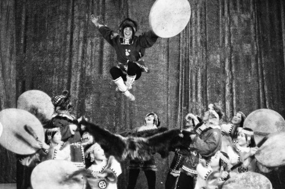 Великолепный «Мэнго»: 60 лет вместе со зрителем. Фото: тг-канал "Наша Корякия", а также фотографии из коллекции «Камчатского краевого объединенного музея», переданные Валерием Кравченко.. Фотография 3