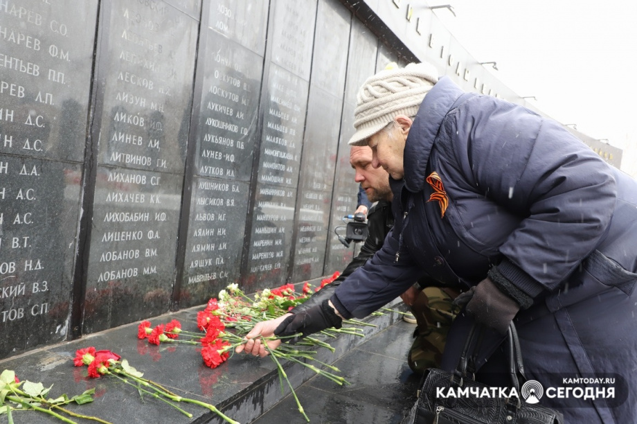 Памяти погибших в Великой Отечественной войне. Фото: Виктор Гуменюк. Фотография 37
