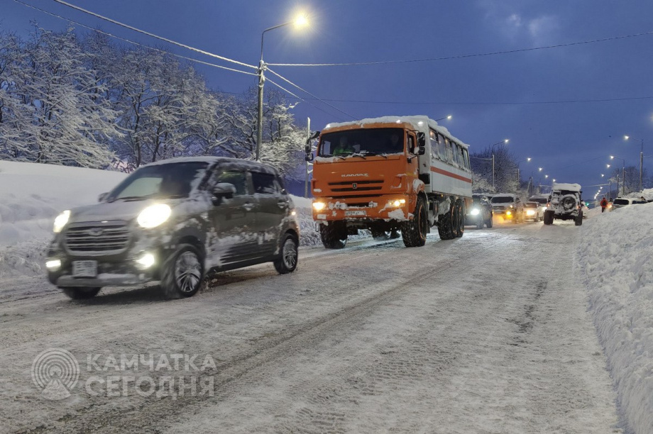 Из-за циклона в Петропавловске-Камчатском отменено автобусное сообщение. 