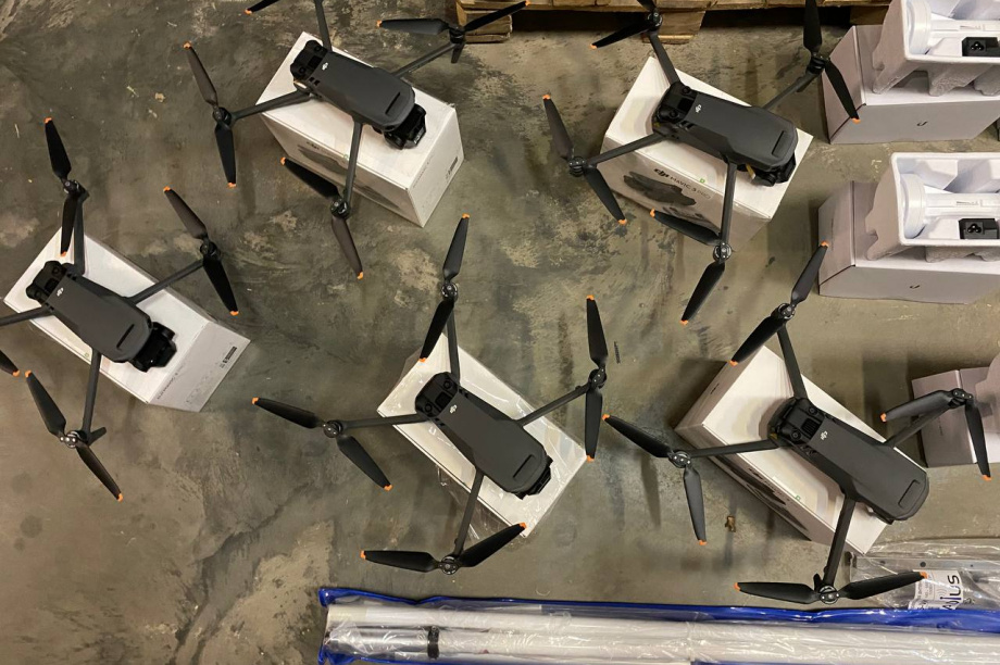 Солодов направляет помощь бойцам СВО. . Фотография 7