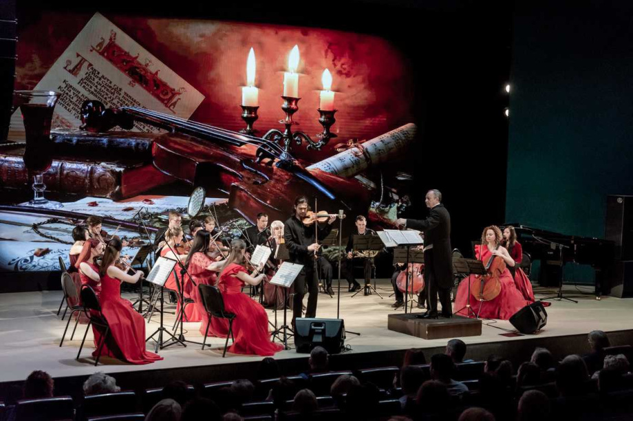 Владельцам «Пушкинской карты» предлагают сходить в филармонию со скидкой. Фото: Вадим Жук, тг-канал Камчатская филармония