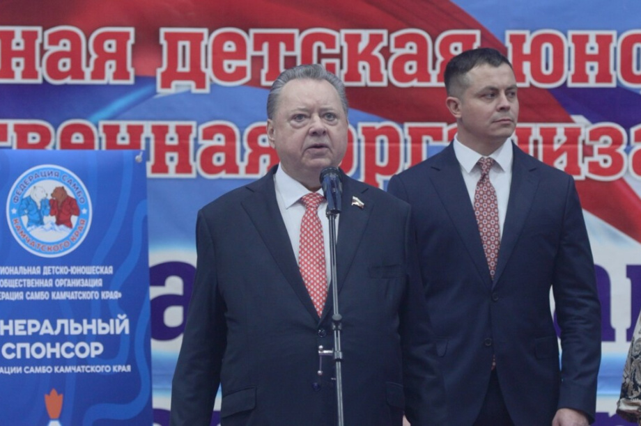 На Камчатке в 25-й раз прошли соревнования по самбо памяти Владимира Пушницы. Фото: kamgov.ru. Фотография 5
