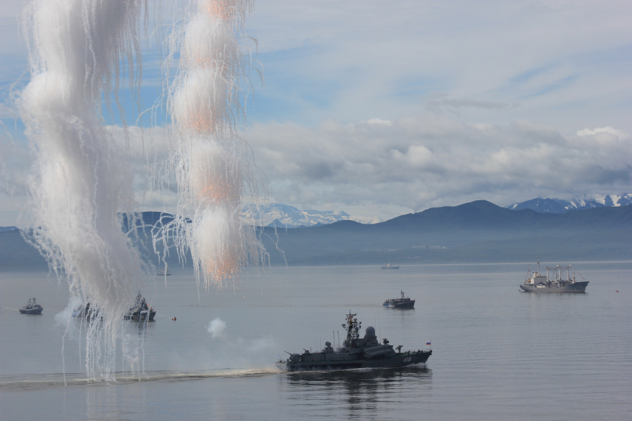 День ВМФ на Камчатке отпразднуют морским парадом и салютом . Фото: ИА "Камчатка"/архив