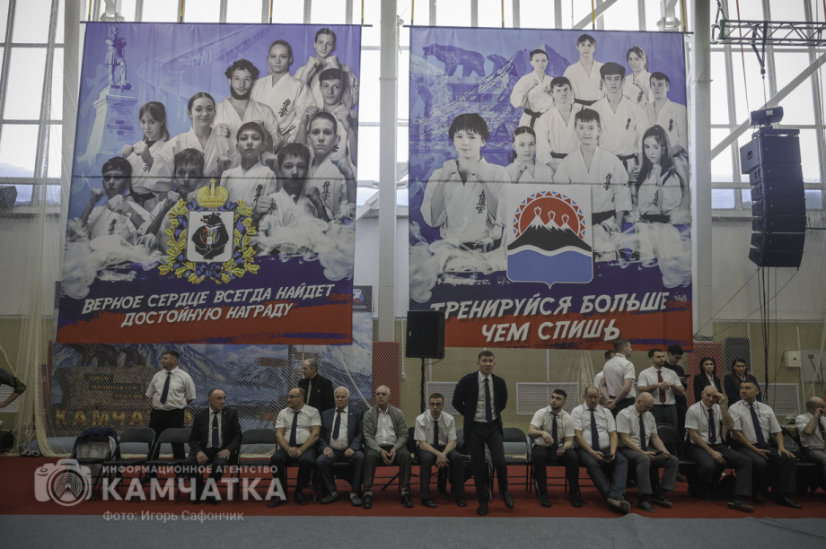 На Камчатке состоялся Чемпионат и первенство ДФО по каратэ-киокусинкай (фоторепортаж). Фото: «Камчатка Сегодня» \ Игорь Сафончик. Фотография 30