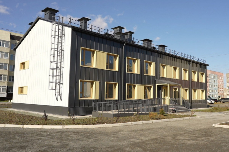 Рабочие приступили к внутренней отделке в строящихся домах в Усть-Камчатском районе. Фото: kamgov.ru. Фотография 10