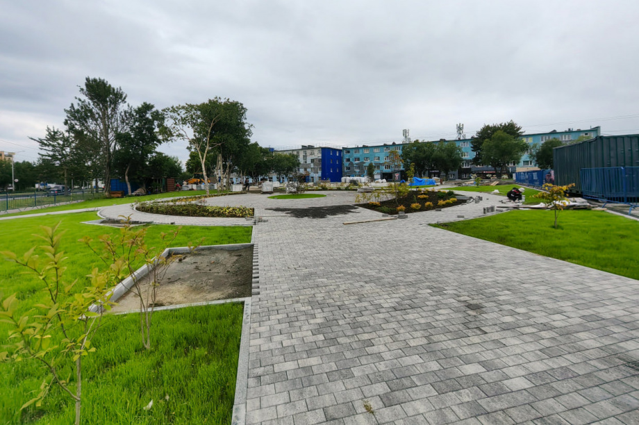 Строительство сквера на Войцешека в Петропавловске проинспектировала комиссия. Фото: Евгения Медведева. Фотография 6