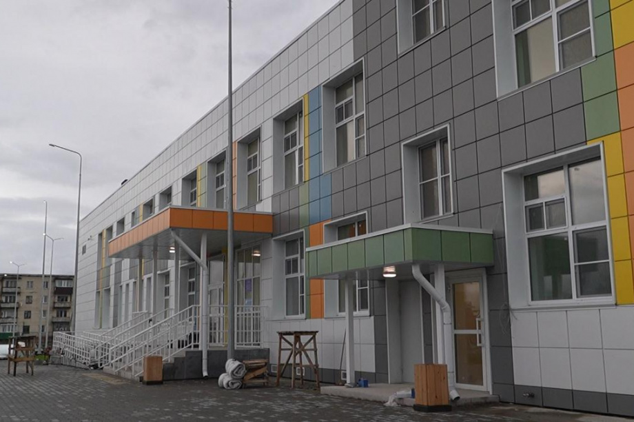 Строительство социально-значимых объектов активно ведётся на Камчатке. Фото: kamgov.ru