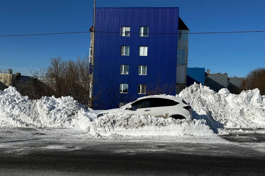 В Петропавловске восстанавливают движение транспорта в районе БАМа. . Фотография 6