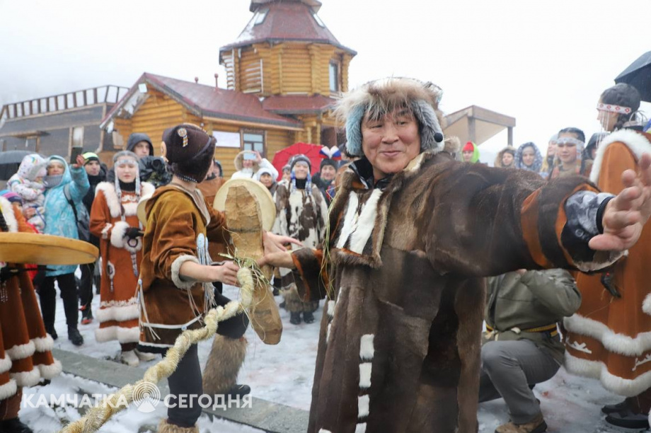 Корякский обрядовый праздник Хололо отметили в Петропавловске-Камчатском. Фоторепортаж. Фото: Виктор Гуменюк\ИА "Камчатка". Фотография 22