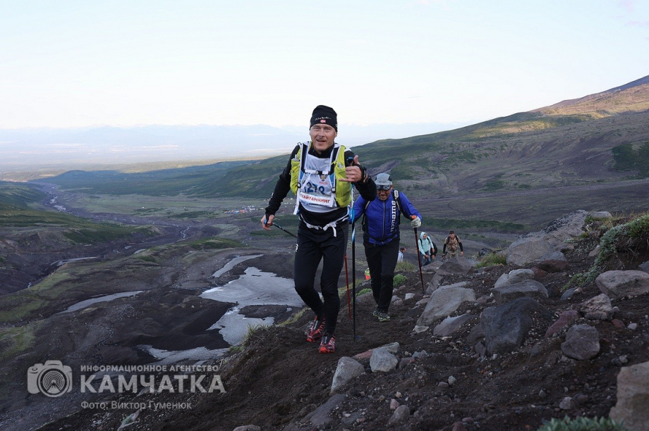 День вулкана на Камчатке собрал почти 2000 восходителей. фото: Виктор Гуменюк. Фотография 32