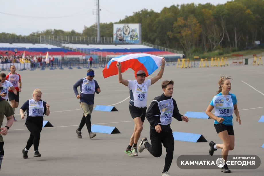 «Кросс нации 2021»: фоторепортаж Виктора Гуменюка. Фото: Виктор Гуменюк / информационное агентство «Камчатка». Фотография 20