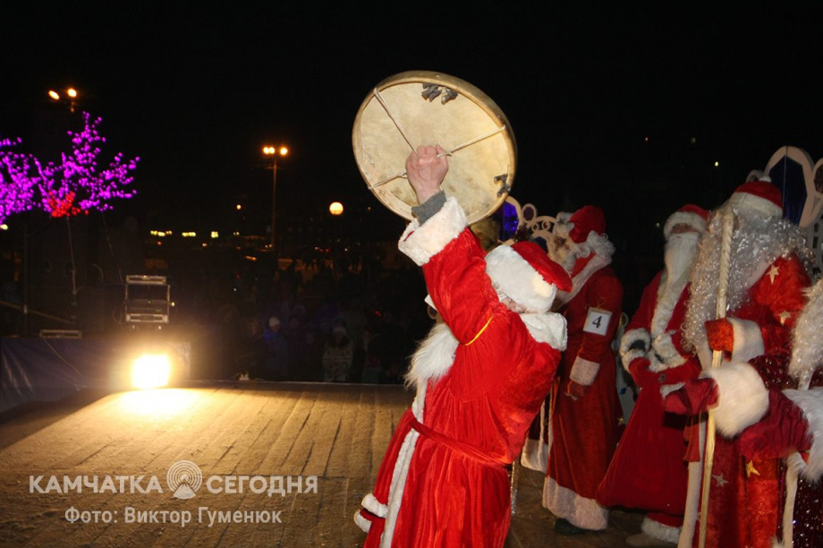 Камчатские Деды Морозы. Фотоподборка. Фото: ИА "Камчатка"/ В. Гуменюк. Фотография 6