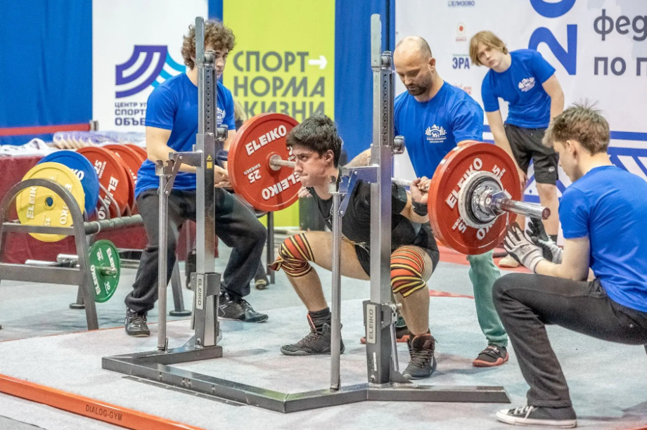 На Камчатке прошел чемпионат ДФО по пауэрлифтингу. Фото организаторов. Фотография 2