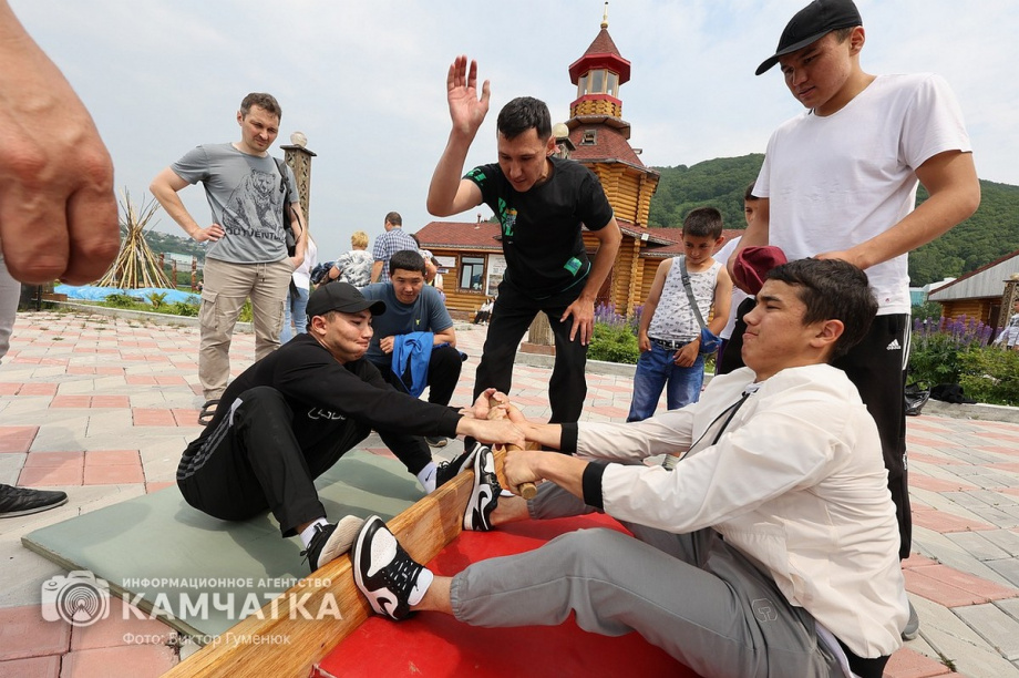 Сабантуй отмечают в центре Петропавловска-Камчатского. Фоторепортаж. фото: Виктор Гуменюк. Фотография 50