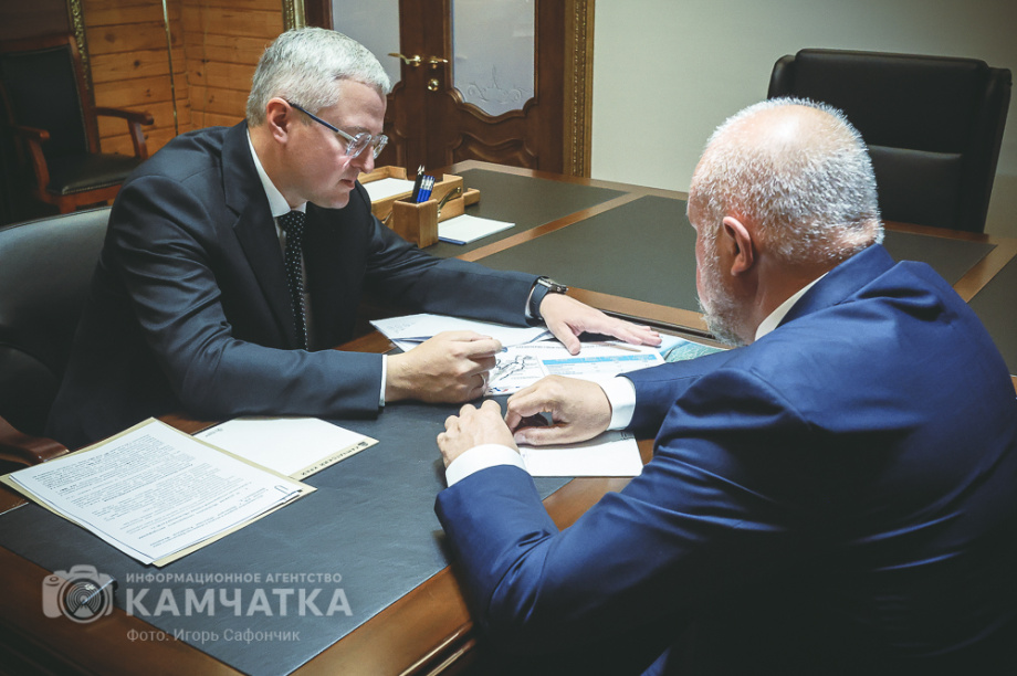 Глава Минэнерго РФ и губернатор Камчатки обсудили будущее энергетики полуострова. Фото: «Камчатка Сегодня» \ Игорь Сафончик. Фотография 10
