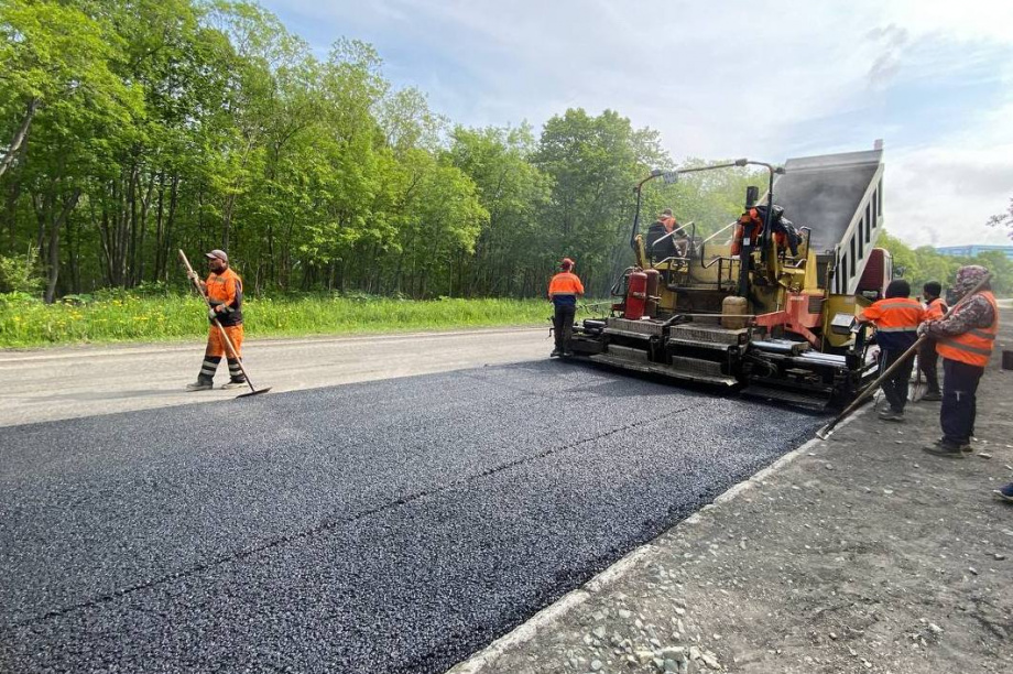 Асфальтирование дороги к ТЭЦ-2 начали в Петропавловске-Камчатском. Фото: kamgov.ru. Фотография 8