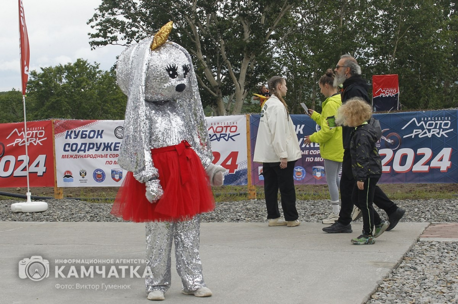 Сборная России победила на Кубке Содружества по мотокроссу на Камчатке. . Фотография 17