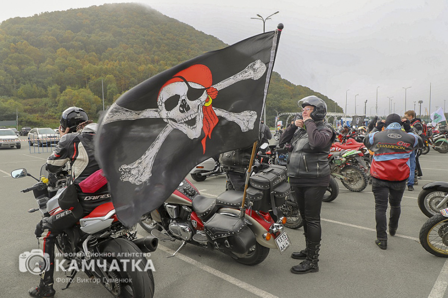 Камчатские байкеры завершили мотосезон 2024 года (фоторепортаж). Фото: ИА «Камчатка» . Фотография 45