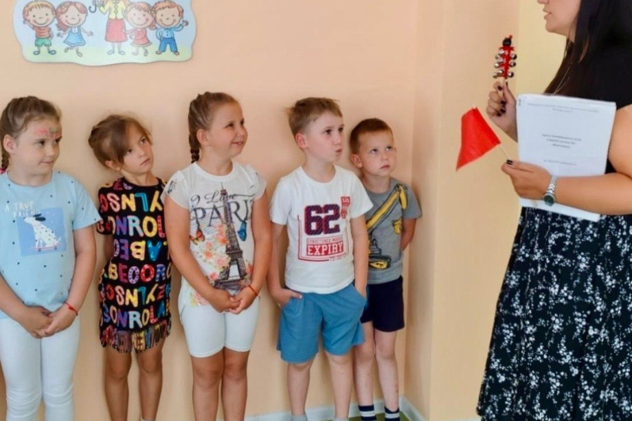 Детей в Петропавловске-Камчатском учат правильно действовать при землетрясениях. ПКГО. Фотография 6