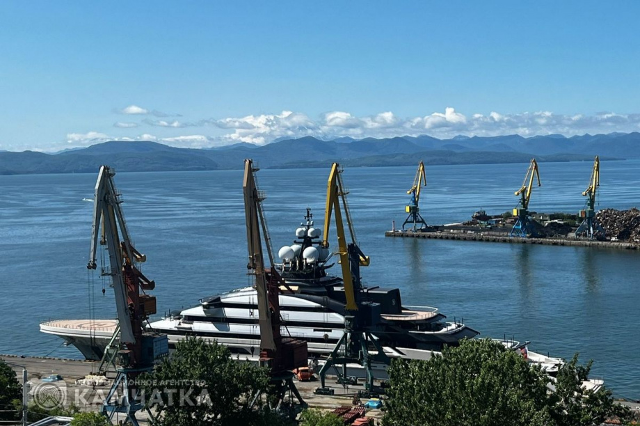 Суперъяхта миллиардера Мордашова Nord украсила собой порт Петропавловска. Фото: ИА "Камчатка". Фотография 3