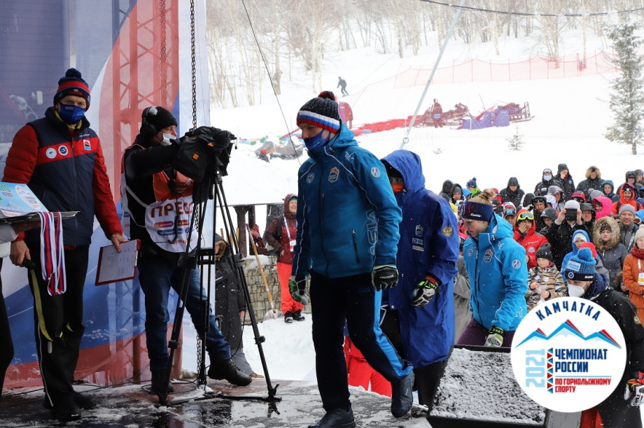 Камчатские горнолыжники победили в командном зачёте чемпионата России. Фото: Виктор Гуменюк. Фотография 1