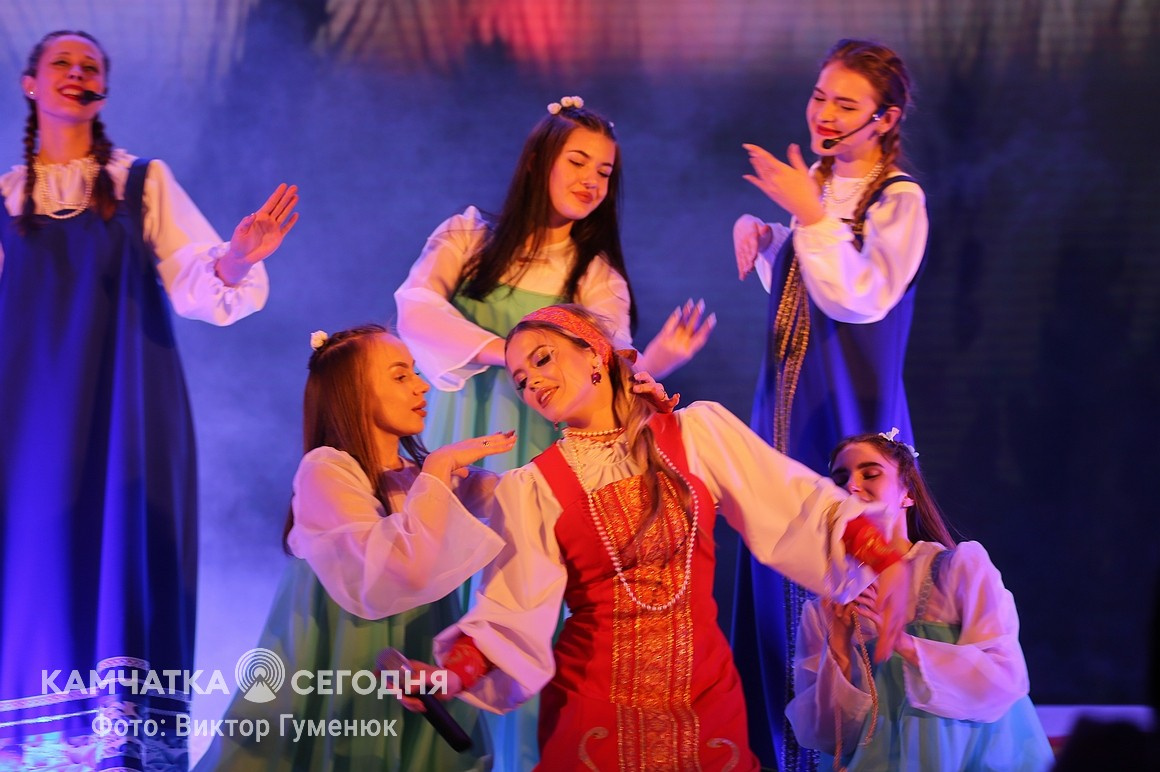 Финал конкурса «Этнокрасавица-2022» на Камчатке. Фоторепортаж. Фото: Виктор Гуменюк. Фотография 72