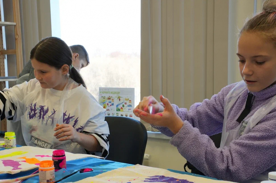 Сумку - шопер изготовили в Кроноцком заповеднике  . Фото: пресс-служба Кроноцкого заповедника. Фотография 9