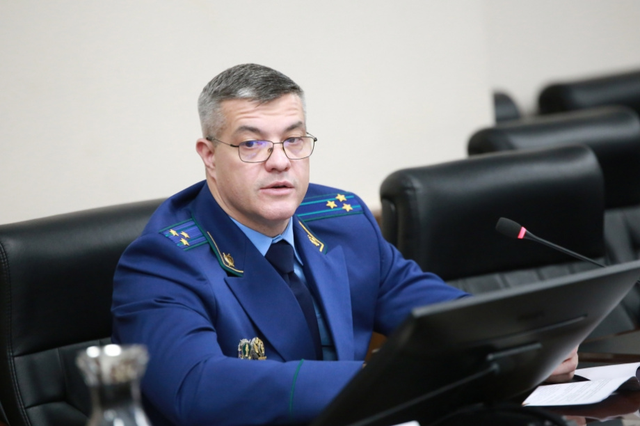 На Камчатке принят новый закон против сниффинга. Фото: zaksobr.kamchatka, dzen.ru. Фотография 2