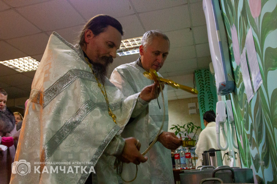 Крещенские купания состоялись в санатории «Жемчужина Камчатки». Фото: ИА «Камчатка»  . Фотография 23