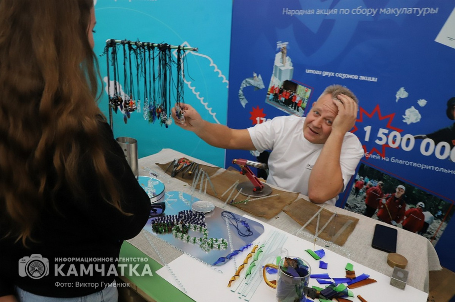 Всероссийский молодежный форум «Экосистема. Заповедный край» стартовал на Камчатке. Фоторепортаж. фото: Виктор Гуменюк. Фотография 46