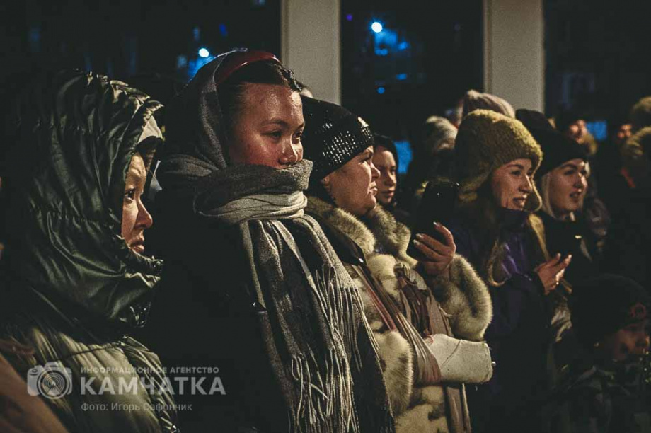 Крещенские купания в Петропавловске-Камчатском: испытание ледяной купелью. Фото: ИА «Камчатка». Фотография 14