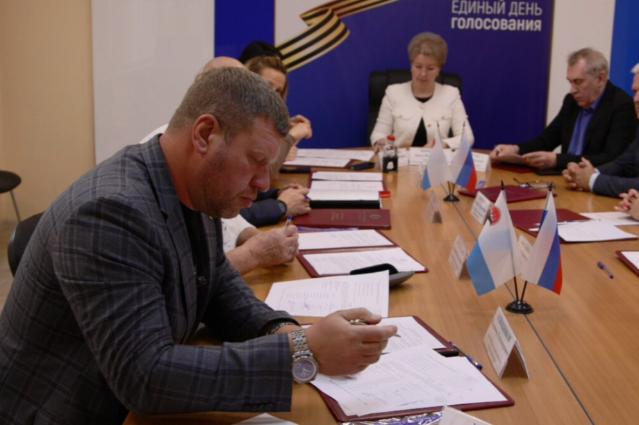 Теперь официально: С большим отрывом на выборах Камчатки победил Солодов. kamgov.ru. Фотография 1