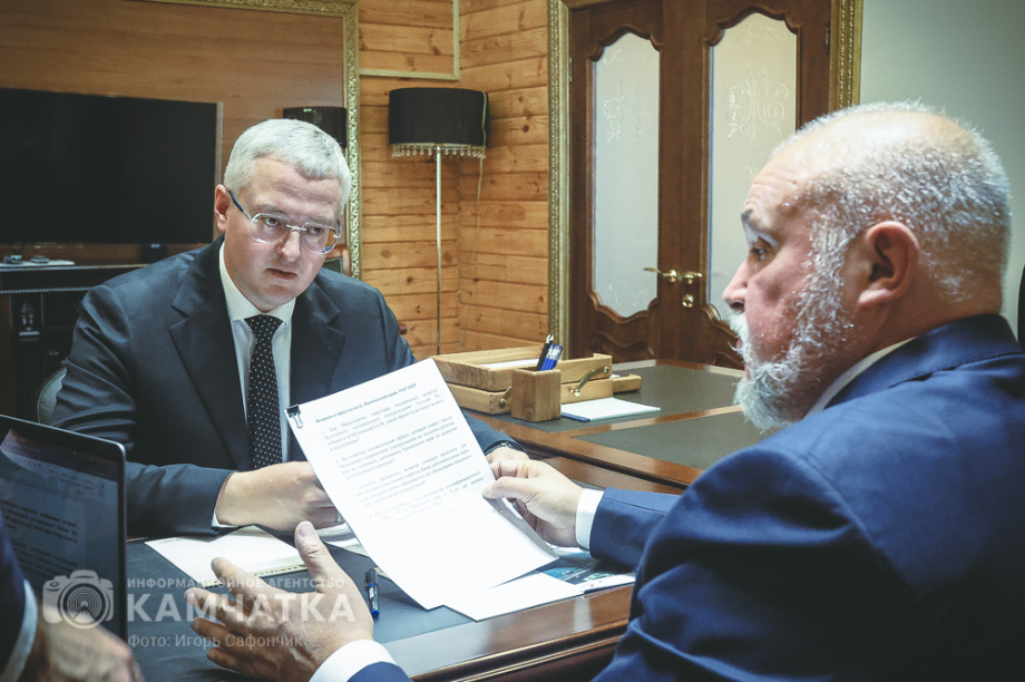 Глава Минэнерго РФ и губернатор Камчатки обсудили будущее энергетики полуострова. Фото: «Камчатка Сегодня» \ Игорь Сафончик. Фотография 1