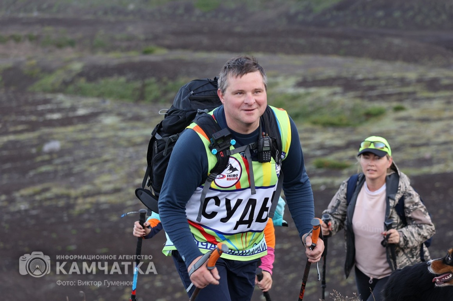 День вулкана на Камчатке собрал почти 2000 восходителей. фото: Виктор Гуменюк. Фотография 42