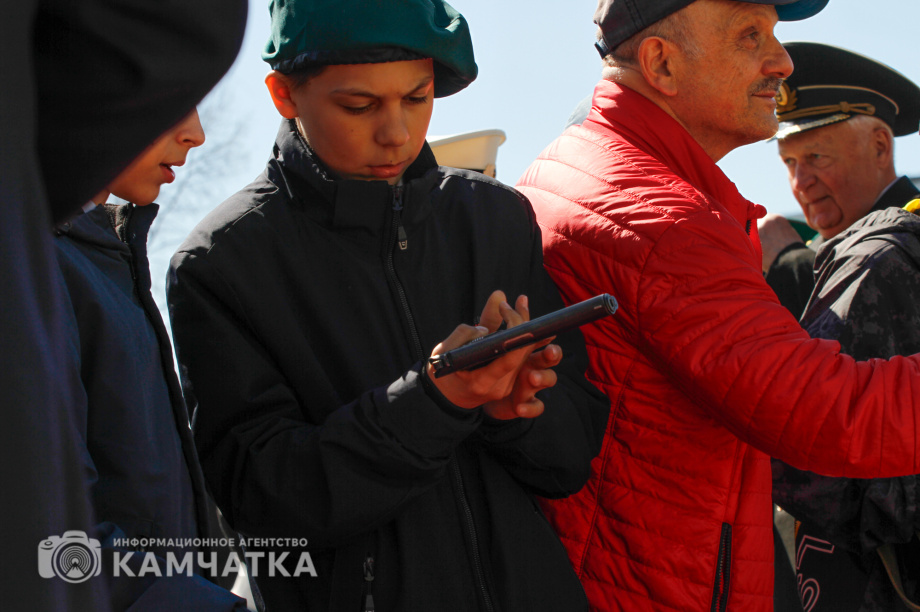 День пограничника празднуют на Камчатке (фоторепортаж). Фото: ИА «Камчатка» / Игорь Сафончик. Фотография 39