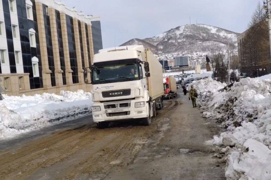 Глава Петропавловска пришел на работу пешком. . Фотография 3