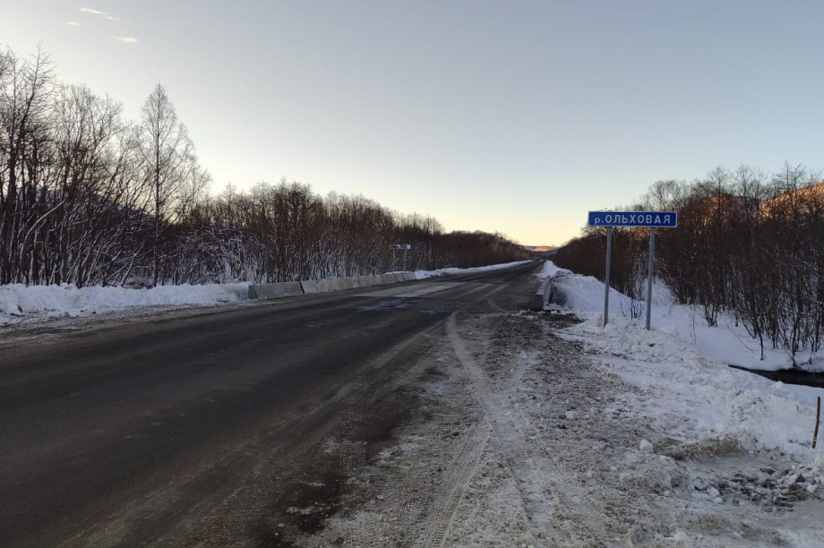 Перильное ограждение ставится на двух мостах в Елизовском районе. kamgov.ru. Фотография 1