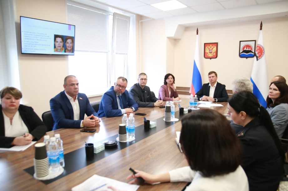 Камчатские депутаты предложат ужесточить контроль за продажей вейпов. . Фотография 6