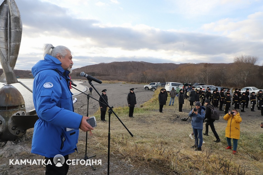 Арт-объект «Карильон Тихого» открыли на берегу бухты на Камчатке. Фоторепортаж. . Фотография 9