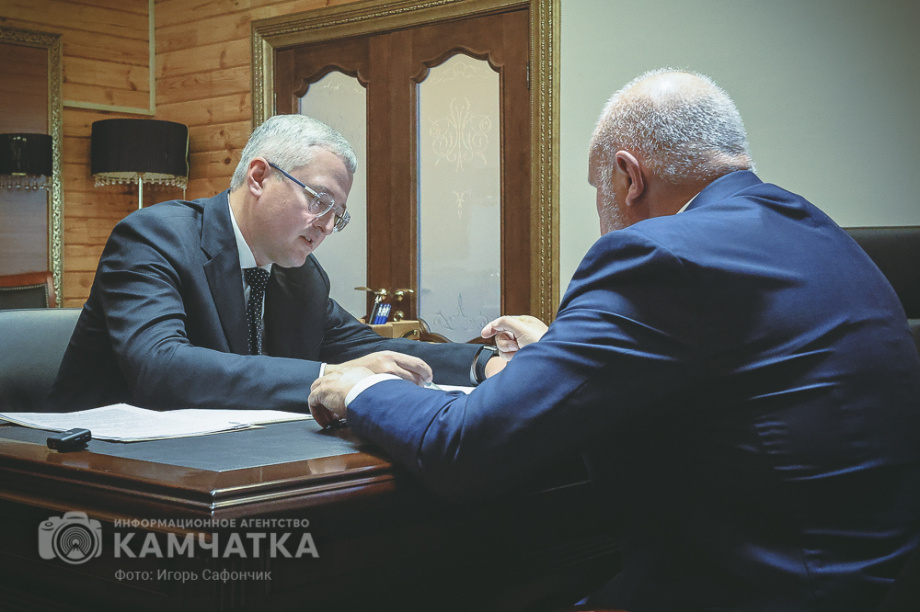 Глава Минэнерго РФ и губернатор Камчатки обсудили будущее энергетики полуострова. Фото: «Камчатка Сегодня» \ Игорь Сафончик. Фотография 6