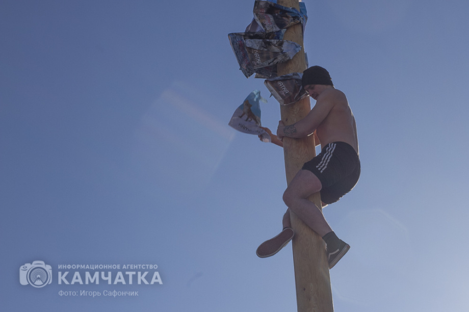 На фестивале «Снежный путь» и Масленице (фоторепортаж). Фото: ИА «Камчатка» \ Игорь Сафончик. Фотография 31